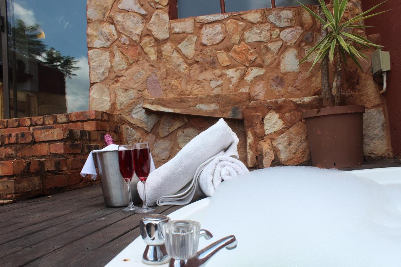 La Montagne Guest Lodge *